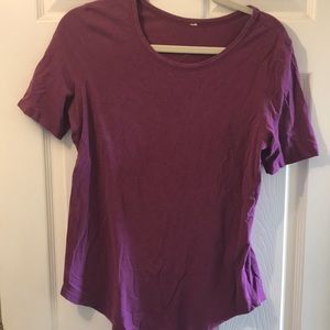 Lululemon berry work out top